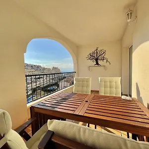 https://casa-luna-golf-beach-torrequebrada-parking-free.1costadelsol.com